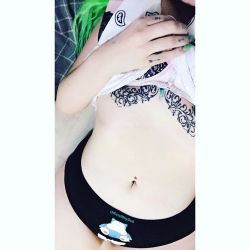 At least %50 of my time is spent cryin tbh💦😭 💚💚 Backup 👉🏻 @officialbbydoll.420 👈🏻 Real ppl only,🔞💚💦 💚💚 #bellybuttonpiercing #belly #chesttattoo #pokemon #panties #snorlax #yourpathisblocked #playboy #bra #greenhair