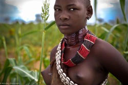 Ethiopian Hamar woman, by Miro May.