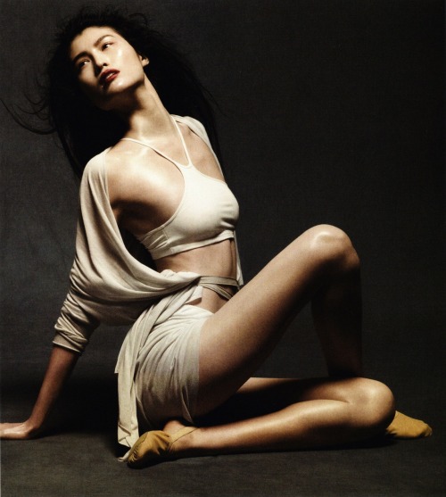 larastonestits:  “Dancing in the Soul” Sui He by Daniel Jackson for Vogue China, May 2012