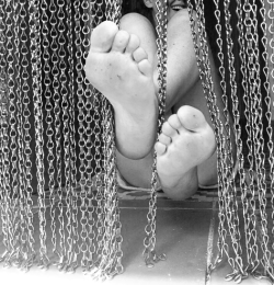 venusohara:  Good morning! #feet #soles #toes #lazysunday #footfetish