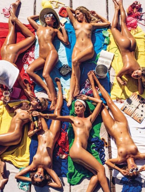 groupofnakedgirls:Want to see more groups of naked girls? Follow me on http://groupofnakedgirls.tumblr.com/