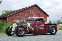 cloggo:  RATRODQUOTE :—Not really ratty enough, no rust, but superb job.	 		QUOTE :—“Flat Nasty 38 Ford - Hand Lettered/Pinstriped by Kelly’s Kustom Pinstriping“From HERE