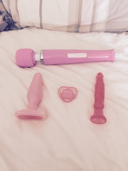 lanas-daddydom:  @leatherlace-lanaYou need these in your toy box, princess!
