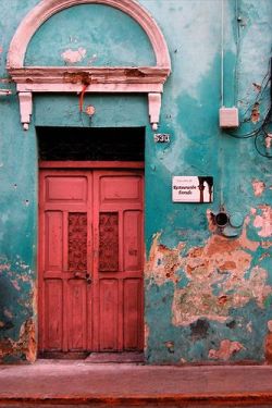 girl-in-the-doorway:Mexico