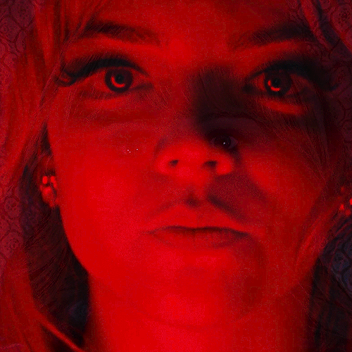movie-gifs:Do you believe in ghosts?LAST NIGHT IN SOHO2021 | dir. Edgar Wright