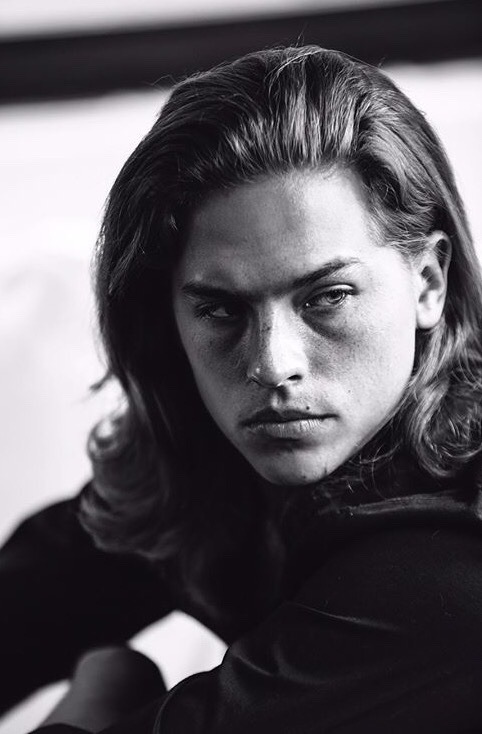 Porn Pics theclassymike:  Dylan Sprouse looks fantastic