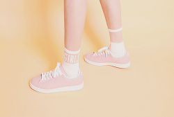 babo-cheoreom:   GIRLS Pattern Sheer Panel Socks   