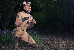 thaitancosplay:  *WOOF!!! Preview pic from my Muddy Puppy shoot today with Sarah Bennett Photography for petplaypalace ;) Enjoy!  Don&rsquo;t you just LOVE dalmations?? ;) I cannot wait to see this whole set when it&rsquo;s submitted! Thank you, Thaitan