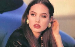 dicaprio-diaries:  Angelina Jolie, 1992