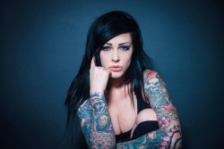 tattooedladiesmetal:  Chelsey Mac