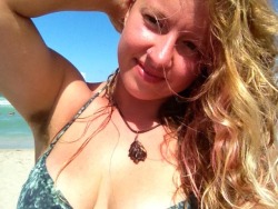 Anna-In-Wonderland:  Pittay Selfie From Da Beach This Weekend! Can’t Deny The Love,