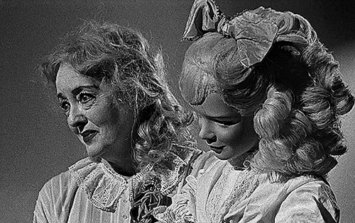 cinemaspast:Cinemaspast 1K Celebration: Favorite Movie Per Member: Nat (@neve-campbells) → Whatever Happened to Baby Jane (1962) dir. Robert Aldrich