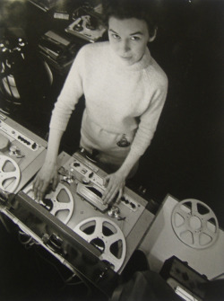 magictransistor:  Delia Derbyshire. BBC Radiophonic Workshop. Circa 1960s  &ldquo;love without sound&rdquo;