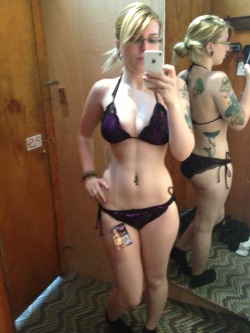 changingroomselfshots:  Hot blonde chick with tattoos trying On new lingerie