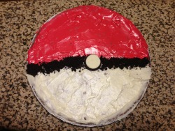 I made this giant pokeball cookie cake for my man on his birthday
