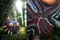 zeldacosplayworldwide:  - item : Majora’s Mask - game : Majora’s Mask - maker : Supermariio - source : deviantart - link : Majora’s Mask - Wooden Replica by supermaRiio - note : Did you hear the Nintendo new annoucement about the remake of