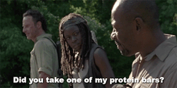 808s-and-d1sco-face:  huffingtonpost:  The Biggest ‘Walking Dead’ Premiere Question Has Been AnsweredDid Michonne take the peanut butter bar? Now we finally know.  Yep and then she shrugged and went “the mat said welcome” and she basically owned
