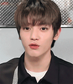 taeyongd:    why is he so cute ?! ( T . T