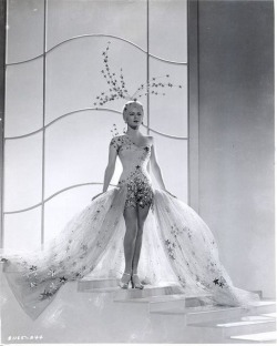 missgretagarbo:  Lana Turner in “Ziegfeld Girl” (1941)- Costume designed by Adrian 