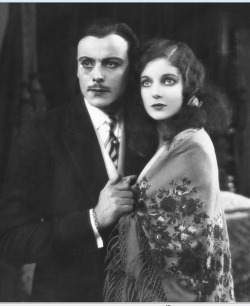  Nils Asther &amp; Loretta Young 