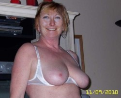 Karen 61 yrs a lovely older woman shares a pic of her sexy mature breasts!Find your senior playmate here!