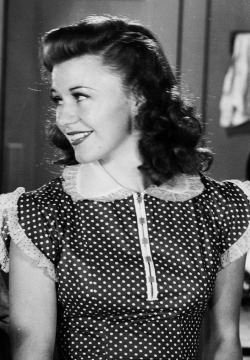 barbarastanwyck:  Ginger Rogers in Primrose Path, 1940