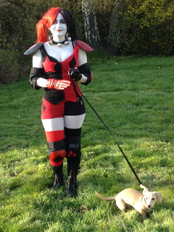 comicbookcosplay:  Harley Quinn cosplay from DC COMICS New 52 series written by Amanda Conner and Jimmy Palmiotti   More cosplay at: https://www.facebook.com/NemracTheDestroyer Submitted by Carmen M  Mmmm would love u dressed as harlequin x