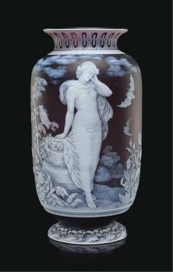 immer-nie:  George Woodall cameo glass vase, ‘Night’. Circa 1900. 