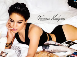 stolenpicsonly2:  Vanessa Hudgens leaked