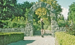 yellow gardens and faraway photo clint lofkrantz model Theresa Manchester