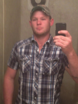 nocityguy:  Corn-Fed Farmers, Country men, Cowboy’s, and more. Be Sure to Follow Me at: http://nocityguy.tumblr.com   