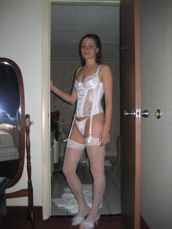 xxxbrides:  Real amateur newly-wed wives get naughty in their wedding dresses!CLICK HERE to see real brides go X-rated while in their wedding dresses!  