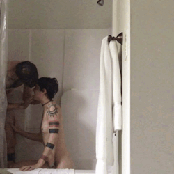 camdamage: Gif snippets of shower time today 😍😘  Three hot ones and a silly one for good measure.  [full video here] 