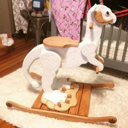 scificity:My friend’s incredible, hand-carved Taun Taun rocking horse.http://scificity.tumblr.com  I need this for my nephew&hellip;