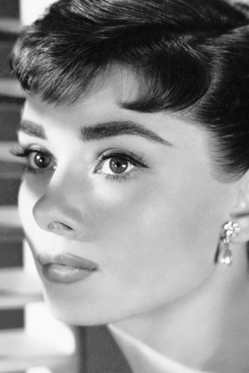Porn Pics summers-in-hollywood:Audrey Hepburn for Sabrina,