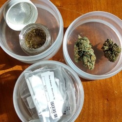 weedporndaily:  Got some super fire flavors in the kindstack! 