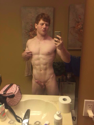 shapesoflust:  #selfie #realguys #amateur #redhair #ginger #redhot #abs #cock #butt