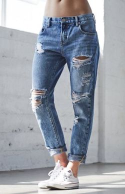 Just Pinned to Ripped jeans: Bullhead Denim Co. Blue Eyes Ripped Skinny Boyfriend Jeans http://ift.tt/2jpIYcO