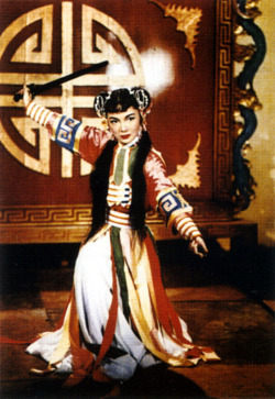 Lai Yee in Beauty Trap, 1954.