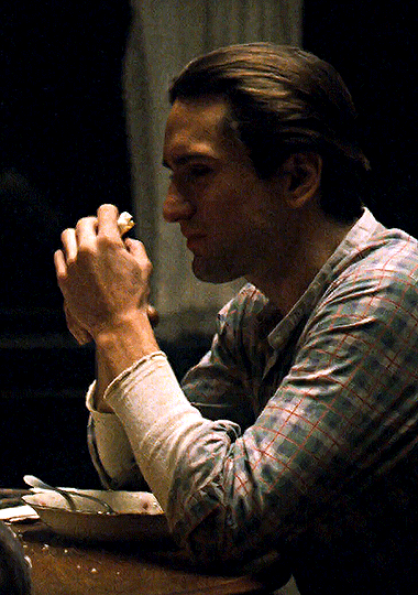 userhorror:Robert De Niro as Vito Corleonein The Godfather Part II, 1974dir. Francis Ford Coppola 