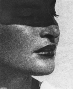 vivipiuomeno:  Man Ray - from the serie The Fifty Faces of Juliet,