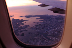 m-ercer:    As a woman I have no country. As a woman I want no country. As a woman, my country is the whole world.— Virginia Woolf  I’ve never been able to take a good picture from a plane!   I’m so glad Sydney will be my home soon