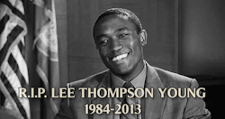 newsweek:  Rizzoli &amp; Isles actor Lee Thompson Young, who got his big break in the title of the popular Disney Channel series The Famous Jett Jackson when he was just 14, died Monday of a self-inflicted gunshot wound. He was 29. [gif via janelorizzoli,