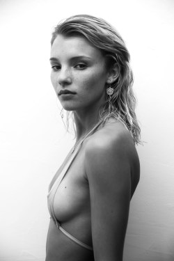naked-models:Rachel Yampolsky