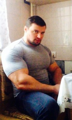 biglars21:jjsmithmg:Pavel Fedorov  Husband material