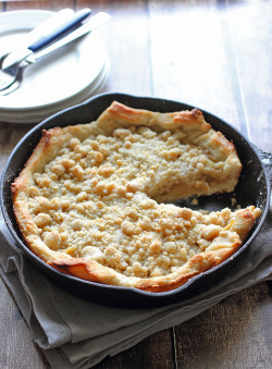 do-not-touch-my-food:  Deep Dish Apple Pie Pizza 