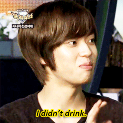 nielfacts:  [GIFS] When Niel was asked if he drank (alcohol) in England….  [cr: chan-hees] 