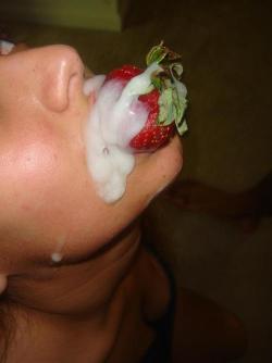 the-art-of-cum-on-food:  strawberries and cream 