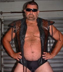 wrestlerswrestlingphotos:  gay australian personals profile