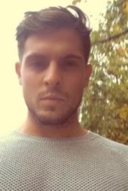 exclusivekiks:  Hot guy from the UK - Part